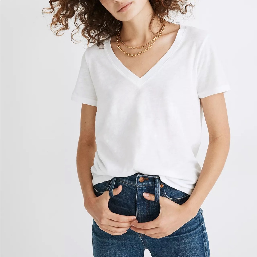 madewell Whisper Cotton V-Neck Tee size medium